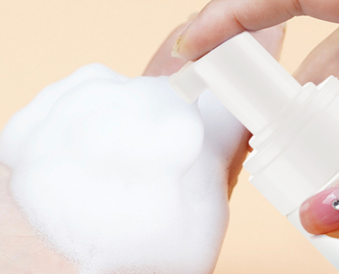 1Oz Plastic Foamer Bottle With White Mini Dispenser for Face Wash Lash Shampoo Skin Care